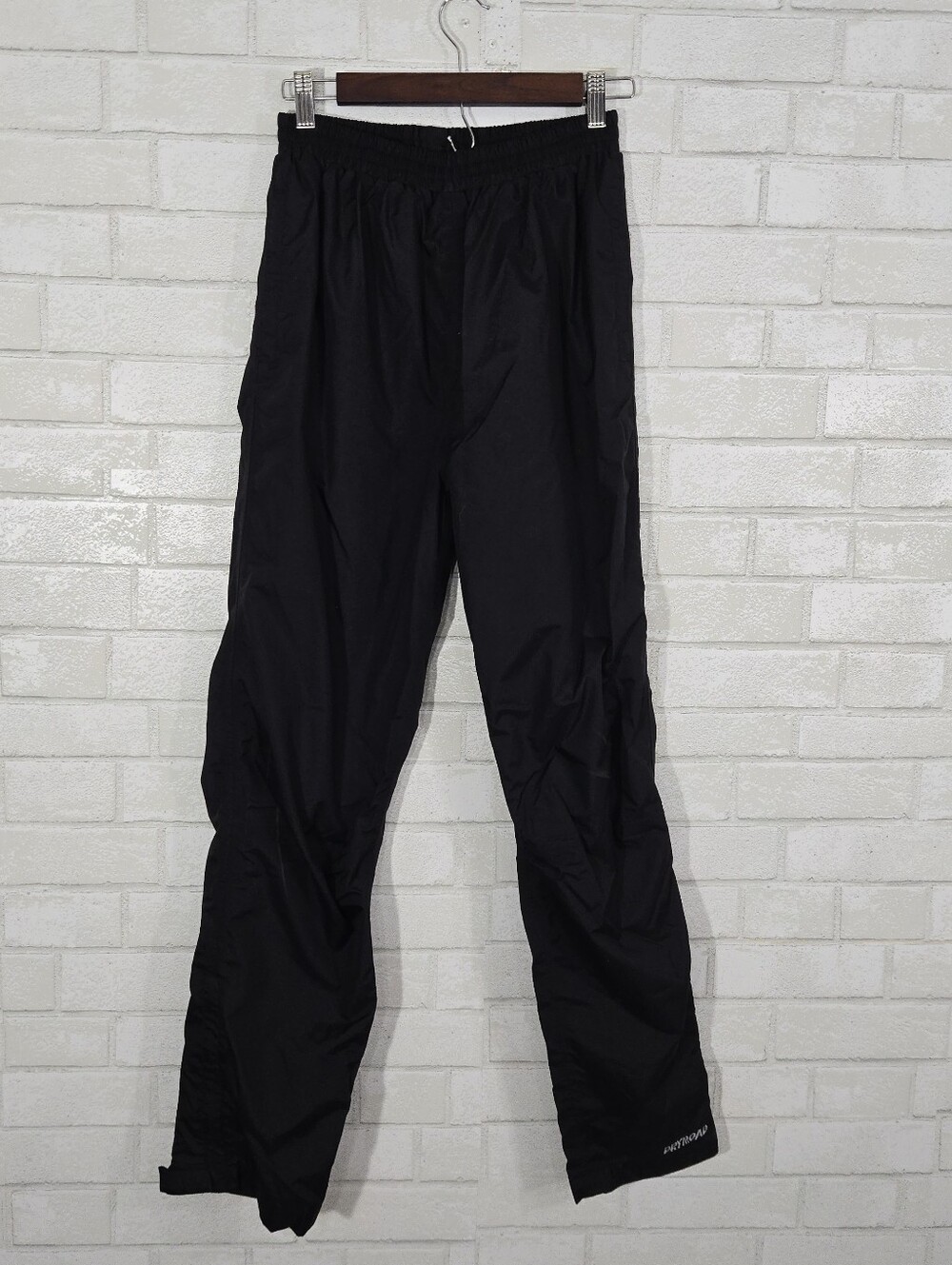 Road Runner mesh lined nylon rain pants